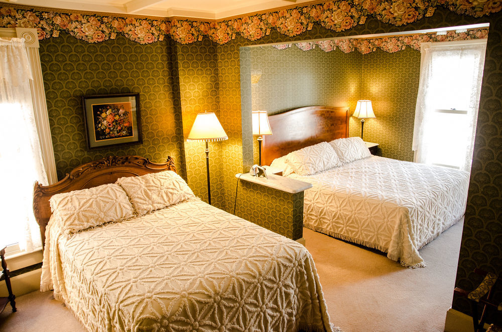 St. Elmo Hotel ユアレイ エクステリア 写真