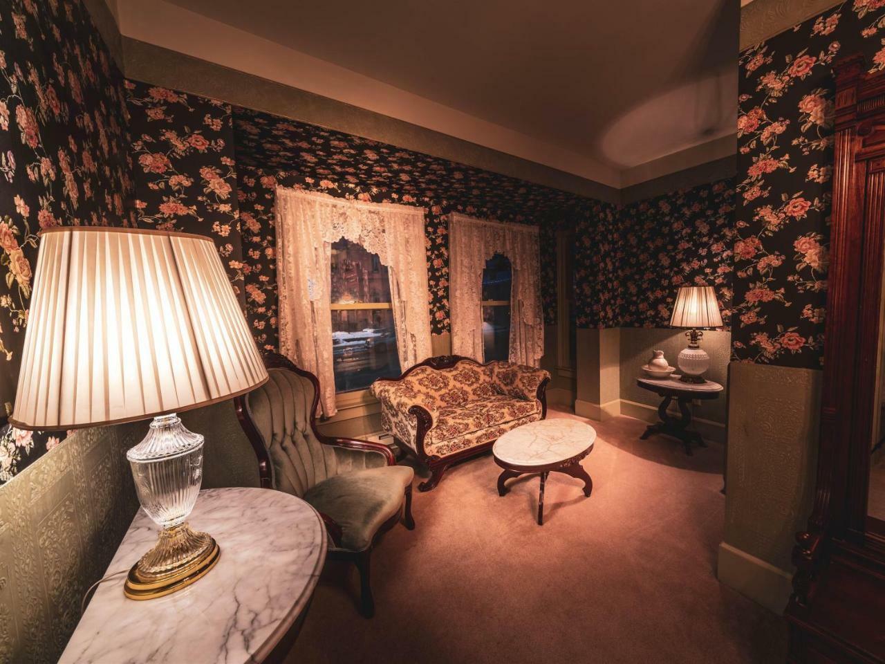 St. Elmo Hotel ユアレイ エクステリア 写真